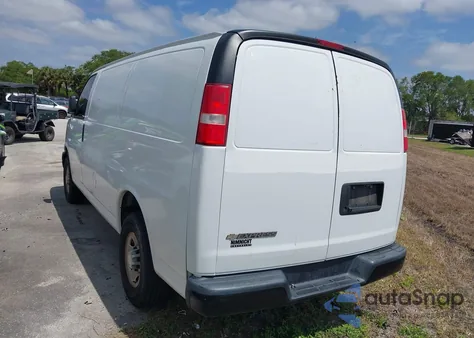 2018 Chevrolet Express 2500 Work Van from USA, damaged, VIN 1GCWGAFP0J1342902